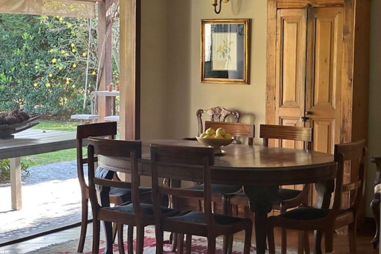 Comedor con salida al jardín